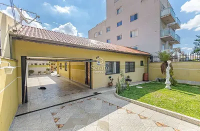 Casa com 4 quartos à venda na Rua Cyrillo Merlin, 532, Novo Mundo, Curitiba, 206 m2 por R$ 1.300.000