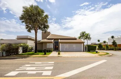 Casa em condomínio fechado com 4 quartos à venda na Rua Ggc 33, s n, Residencial Goiânia Golfe Clube, Goiânia