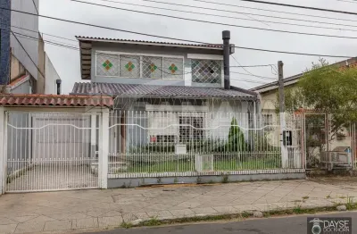 Casa com 3 quartos à venda na alameda três de outubro, 232, sarandi, porto alegre por r$ 815.000