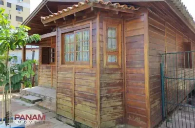 Casa com 3 quartos à venda na rua barão de itaqui, 130, passo da areia, porto alegre por r$ 500.000