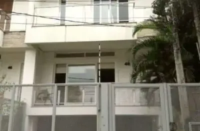 Casa com 3 quartos à venda na rua caracas, 48, jardim lindóia, porto alegre por r$ 1.200.000