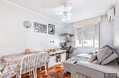 Apartamento com 2 quartos à venda na rua lasar segall, 245, são sebastião, porto alegre por r$ 270.000