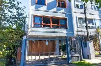 Casa com 3 quartos à venda na rua martin luther king, 258, são sebastião, porto alegre por r$ 1.130.000