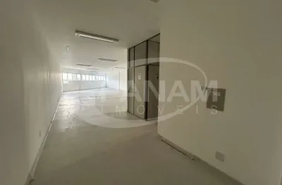 Sala comercial para alugar na Rua Nicolau Ely, 250, Jardim Floresta, Porto Alegre por R$ 2.200