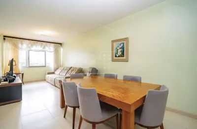 Apartamento amplo e ensolarado no centro de curitiba  130m² privativos por r$ 549.990
