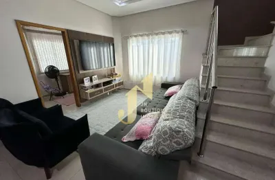 Sobrado de alto padrão com 3 dormitórios e 1 suíte a venda no residencial cristal park