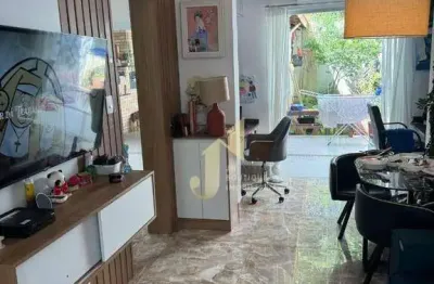 Casa a venda com dois dormitórios no condomínio residence club villa branca