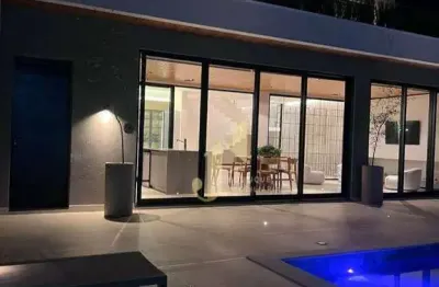 Sobrado a venda no condominio reservas de paratehy com 5 suítes - jacareí