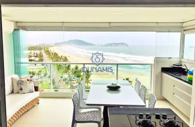 Apartamento vista mar e varanda gourmet na praia da enseada