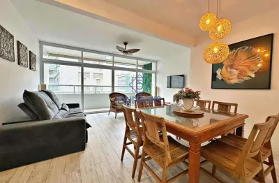 Apartamento a venda na quadra da praia das pitangueiras reformado