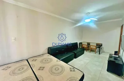 Apartamento reformado 02 quadras da praia na região da barra funda