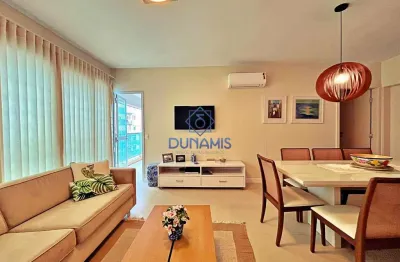 Lindo apartamento á venda na praia das pitangueiras-na quadra do mar, com sacada