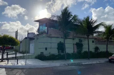Casa com 4 quartos e 4 banheiros para alugar, 280 m² por r$ 5.000/mês