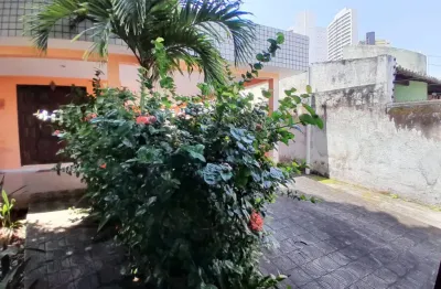 Oportunidade! casa no conjunto ponta negra, em área comercial!