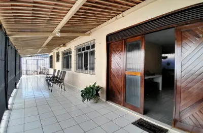 Casa com 3 quartos à venda no Pitimbu, Natal 