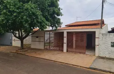 Casa com 3 dormitórios à venda, 193 m² por r$ 695.000,00 - aeroporto - londrina/pr