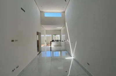 Casa com 3 quartos e 01 suíte. pé direito  duplo na sala e cozinha. infra para ar condicionado e sistema de aquecimento solar pronto.