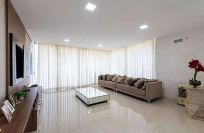 Casa com 4 dormitórios à venda, no condomínio Golden Park de 360 m².