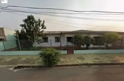Casa para Venda em Londrina, Jardim Lolata, 3 dormitórios, 1 suíte, 1 banheiro, 3 vagas