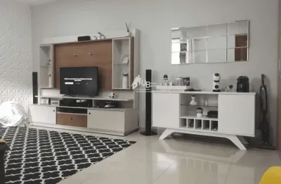 Espetacular casa triplex de 3 quartos em bento ribeiro