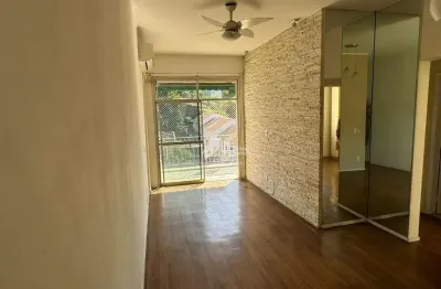 Excelente apartamento de 2 quartos com vaga na rua basílio de brito