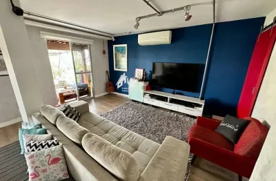Maravilhosa cobertura duplex de 3 quartos e garagem no recreio