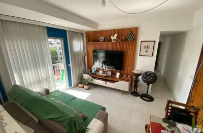 Apartamento de 2 quartos com varanda e vaga no méier