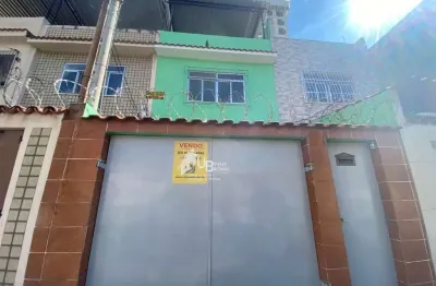 Excelente casa frente de rua de 3 quartos com vaga próximo ao engenhão