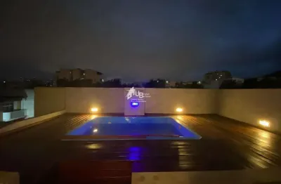 Maravilhosa casa triplex de 3 quartos e área gourmet no méier