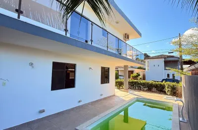 Excelente casa 5/4 dormitórios no condomínio maanaim abrantes