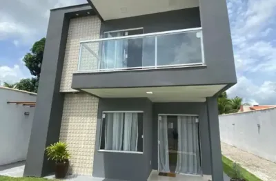 Casa finamente decorada e mobiliada para locação em camaçari com piscina