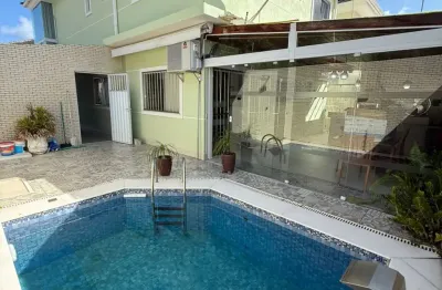 Casa espetacular para venda em buraquinho 5/4 suítes com piscina privativa