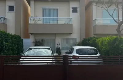 Excelente casa decorada e  nascente 2/4 suítes para venda em abrantes