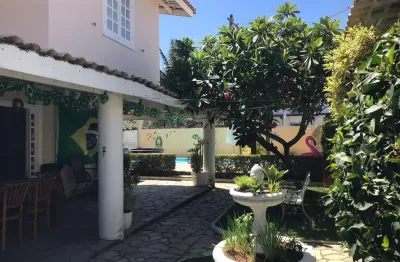 Casa com 5 quartos à venda na Avenida Praia de Guarujá, Vilas do Atlantico, Lauro de Freitas, 263 m2 por R$ 1.100.000