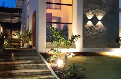 Casa em condomínio fechado com 3 quartos à venda na Rua Lagoa Branca, sn, Cajazeira de Abrantes, Camaçari, 250 m2 por R$ 1.259.000