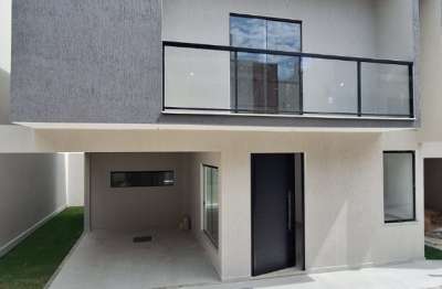 Casa em condomínio fechado com 3 quartos à venda na Rua Marieta Brito da Luz, 16, Buraquinho, Lauro de Freitas, 145 m2 por R$ 699.900