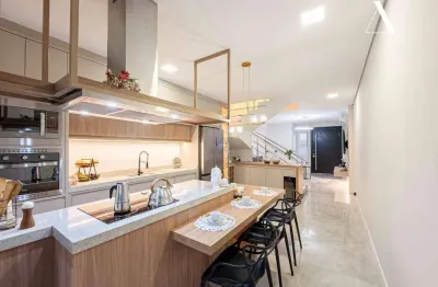 Casa com 3 dormitórios à venda, 132 m² por R$ 840.000,00 - Bom Retiro - Joinville/SC