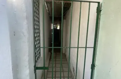 Casa com 3 quartos à venda no Engenho do Meio, Recife 