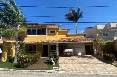 Casa com 03 suítes á venda - condomínio costa bella