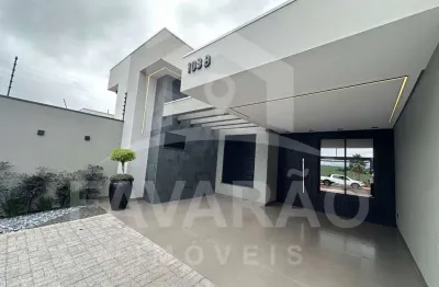 Excelente casa no eco valley com acabamento de alto padrão.