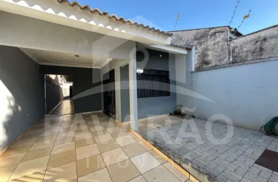 Casa com 2 quartos à venda na Rua Vereador José Mário Hauari, 225, Jardim Monte Rei, Maringá