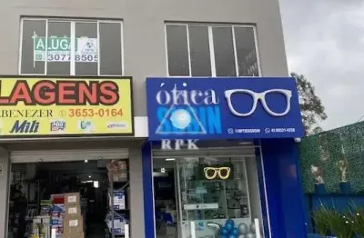 Sala comercial para alugar na Avenida Jacob Macanhan, 3090, Jardim Cláudia, Pinhais