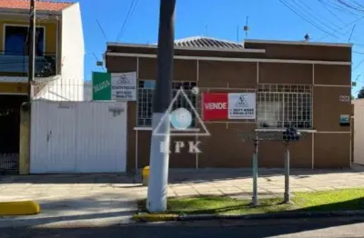Casa à venda na Rua Felipe Camarão, 606, Prado Velho, Curitiba