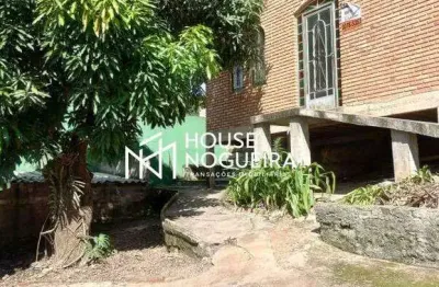 Casa com 3 quartos à venda na Rua Semiramis, Araguaia, Belo Horizonte