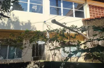 Casa com 3 quartos à venda na Rua Professor Luiz Bicalho, Brasil Industrial, Belo Horizonte
