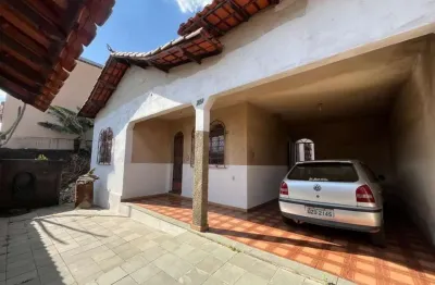 Casa com 3 quartos à venda na Rua David Fonseca, Milionários, Belo Horizonte