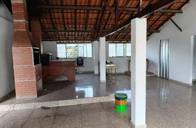 Casa com 9 quartos à venda na Rua Pinheirinhos, Piratininga (Venda Nova), Belo Horizonte