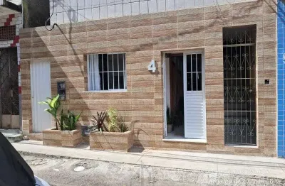 Casa terrea com edícula, área total 141,52 m² dividido em 4/4, uma suíte master closet, área gourmet, piscina, reformada vender vila rui barbosa salva