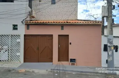 Casa padrão térreo e sob solo com 2/4 suite e closet, cozinha, garagem bem localizada em pituaçu a vender salvador bahia
