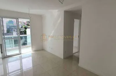 Apartamento com 2 quartos no condomínio village royal